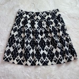 LOFT Black & Cream Ikat Print A-Line Linen Skirt | Size 6